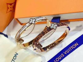 Picture of LV Bracelet _SKULVbracelet06cly16610833